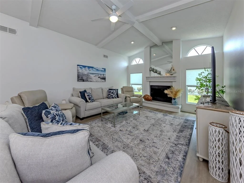 Photo of 1428 GLENEAGLES DRIVE