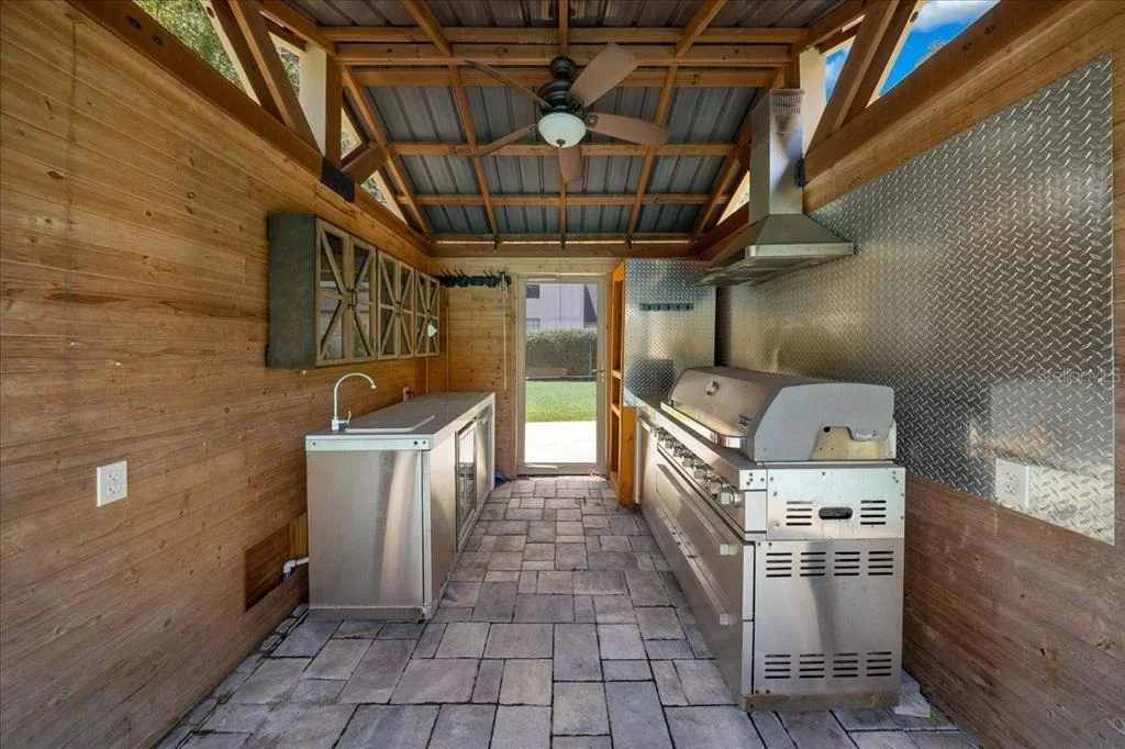 Photo of 2420 SE 15TH STREET