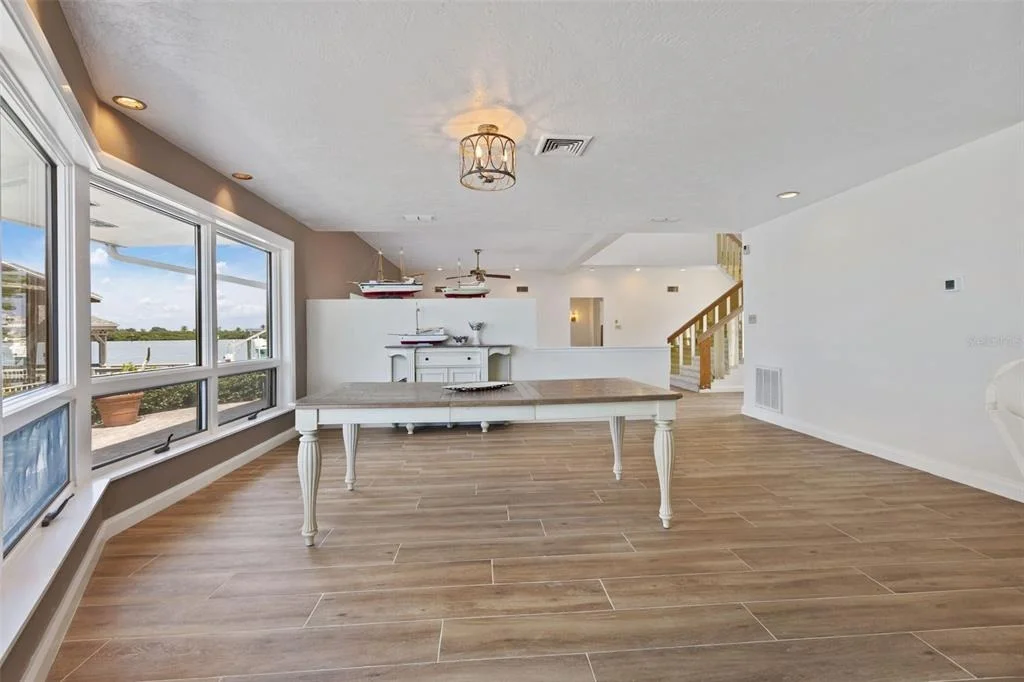 Photo of 290 BAYSIDE DRIVE