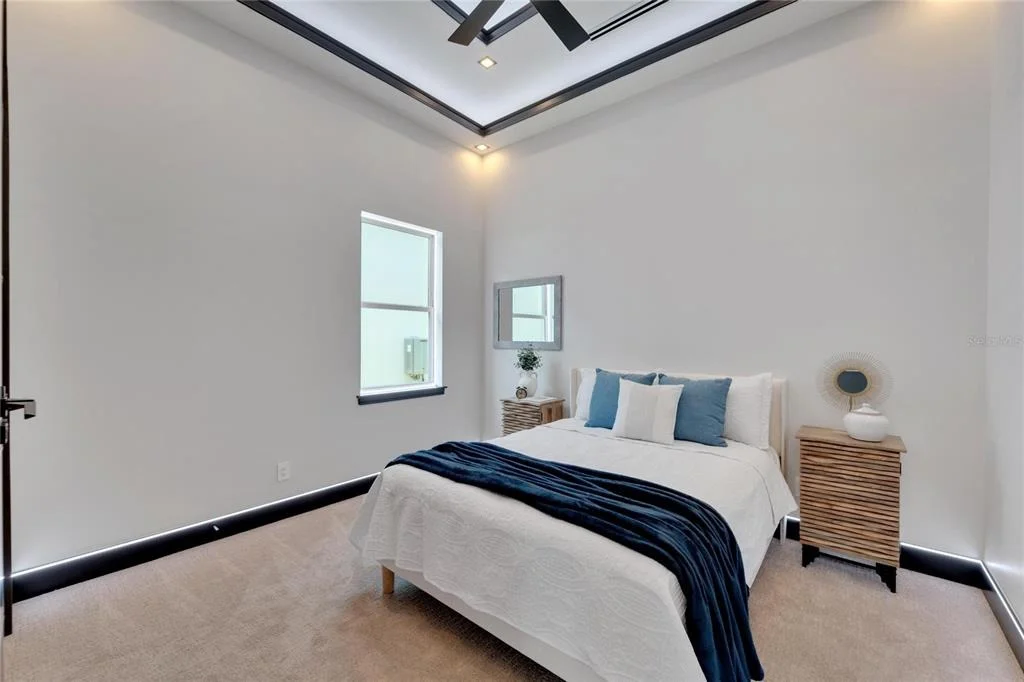 Photo of 6542 SIMONE SHORES CIRCLE