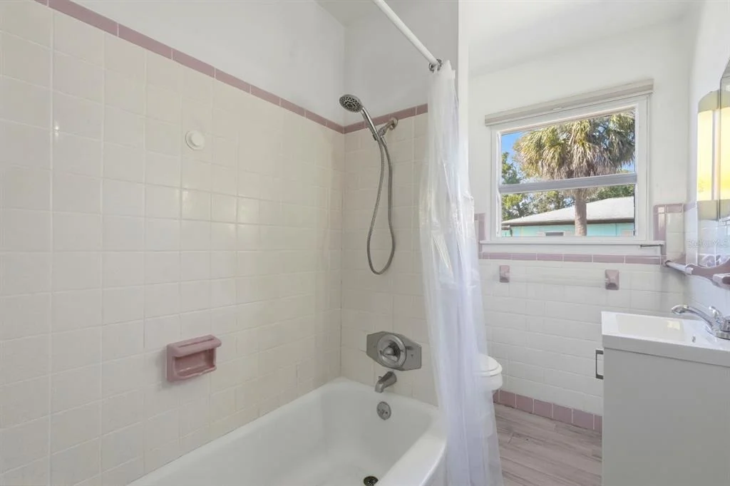 Photo of 231 N RIDGEWOOD AVENUE