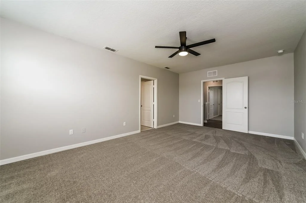 Photo of 321 ALEXZANDER WAY