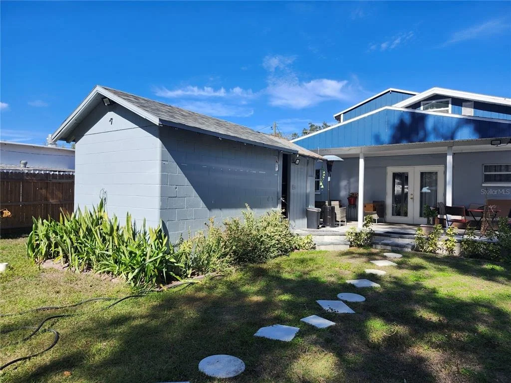 Photo of 10805 DESOTO ROAD