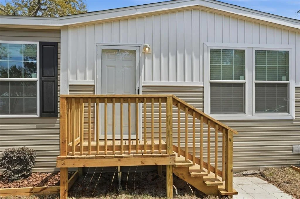 Photo of 9533 ROUND LAKE DRIVE