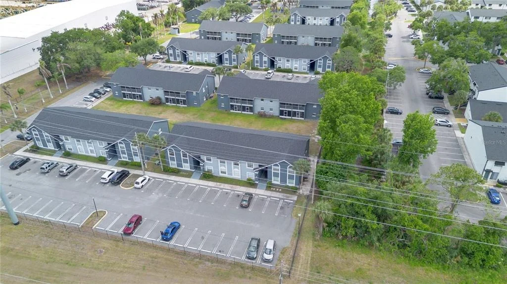 Photo of Unit 3 at 4100 PERSHING POINTE PLACE