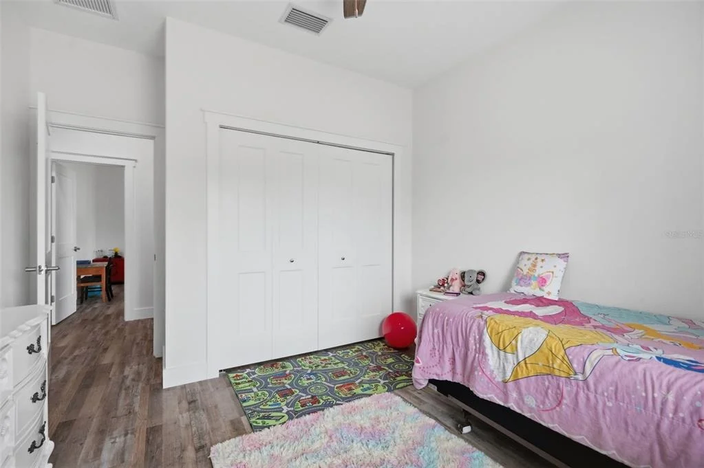 Photo of 6454 FREEPORT DRIVE