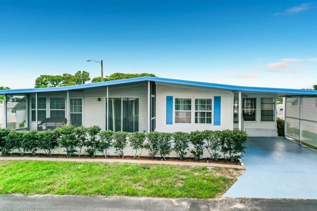 Photo of 176 SUNSET DRIVE