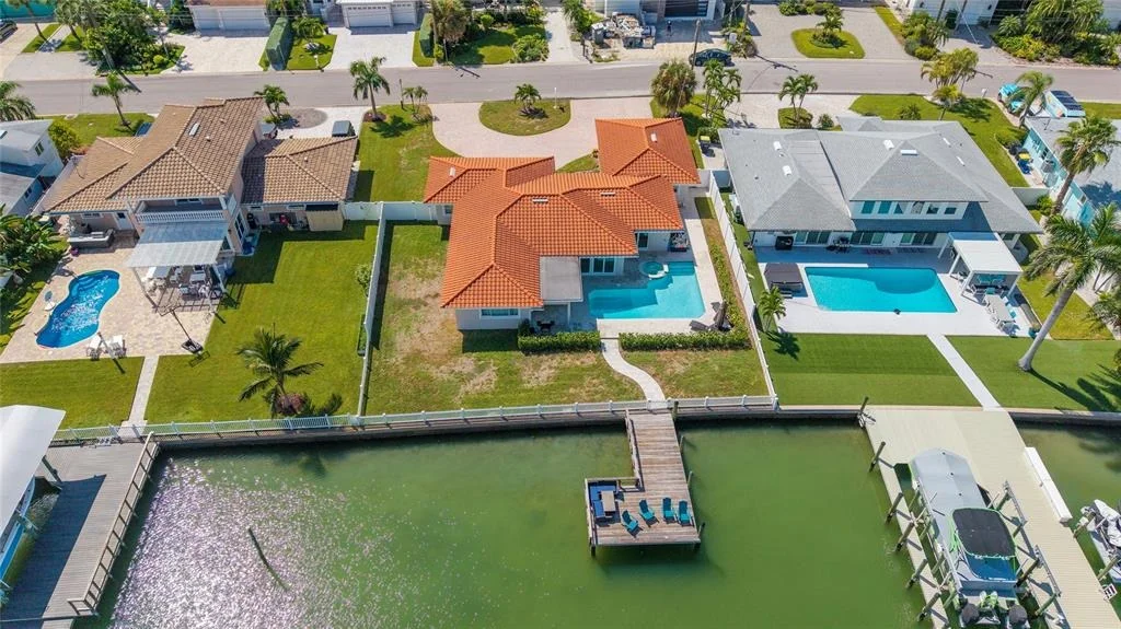 Photo of 136 BAYSIDE DRIVE