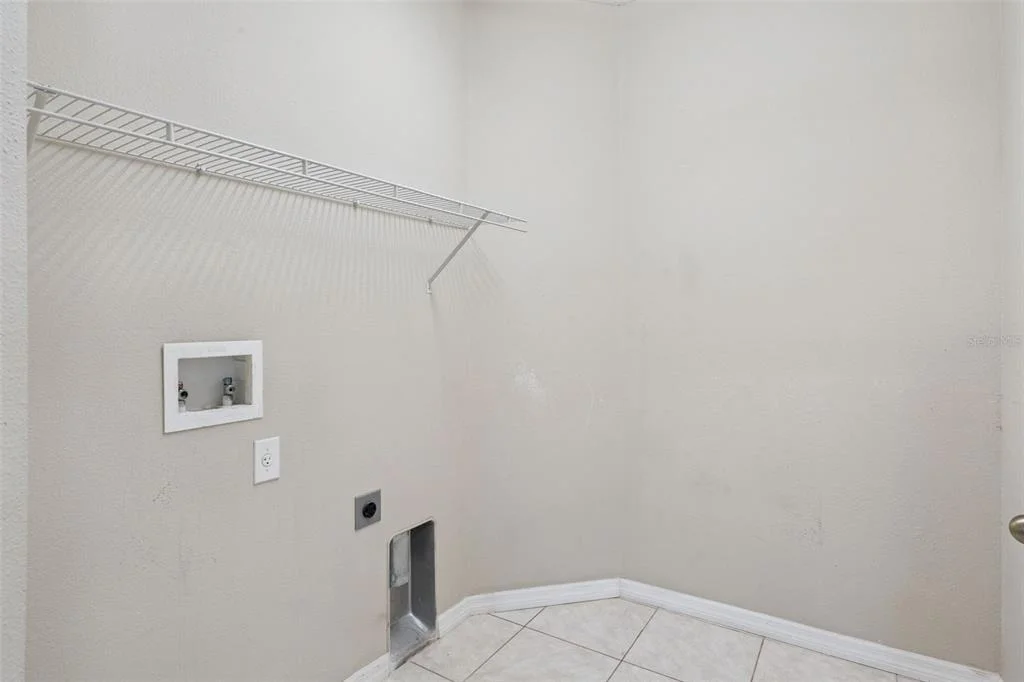 Photo of 1324 KELLOGG DRIVE