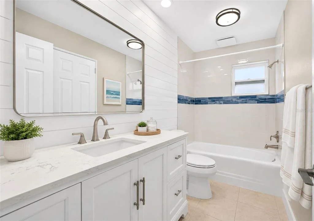 Photo of 541 LILLIAN DRIVE