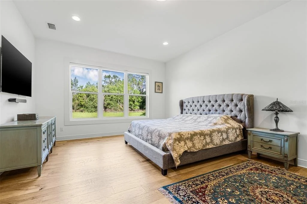 Photo of 8843 KENTON ROAD