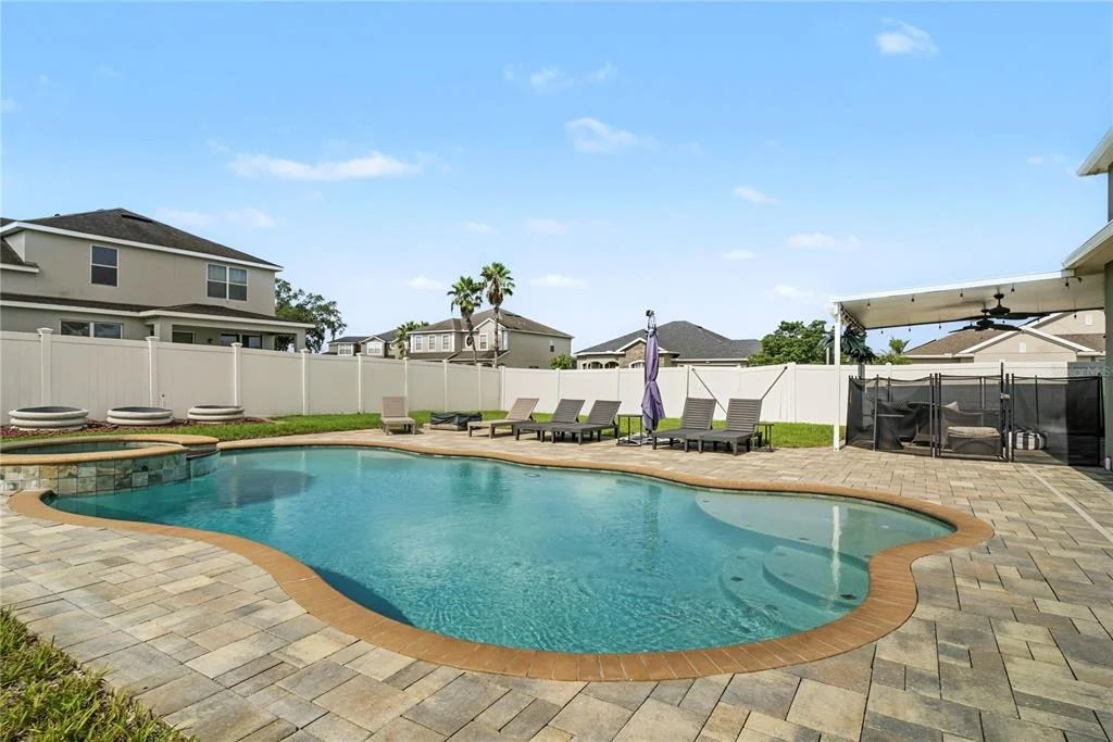 Photo of 637 GRASSY STONE DRIVE