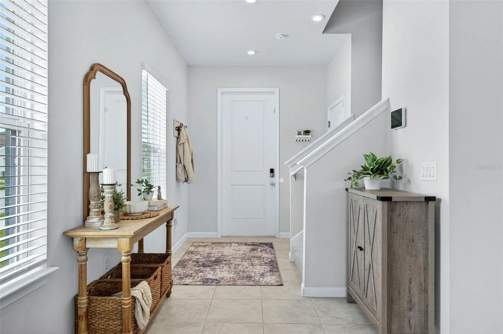 Photo of 381 CRESTWIND DRIVE