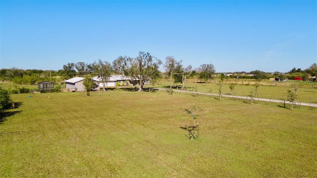 Photo of 2222 SE MCCLELLAND DRIVE