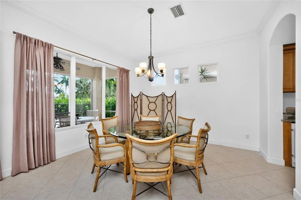 Photo of 3341 SUNSET KEY CIRCLE