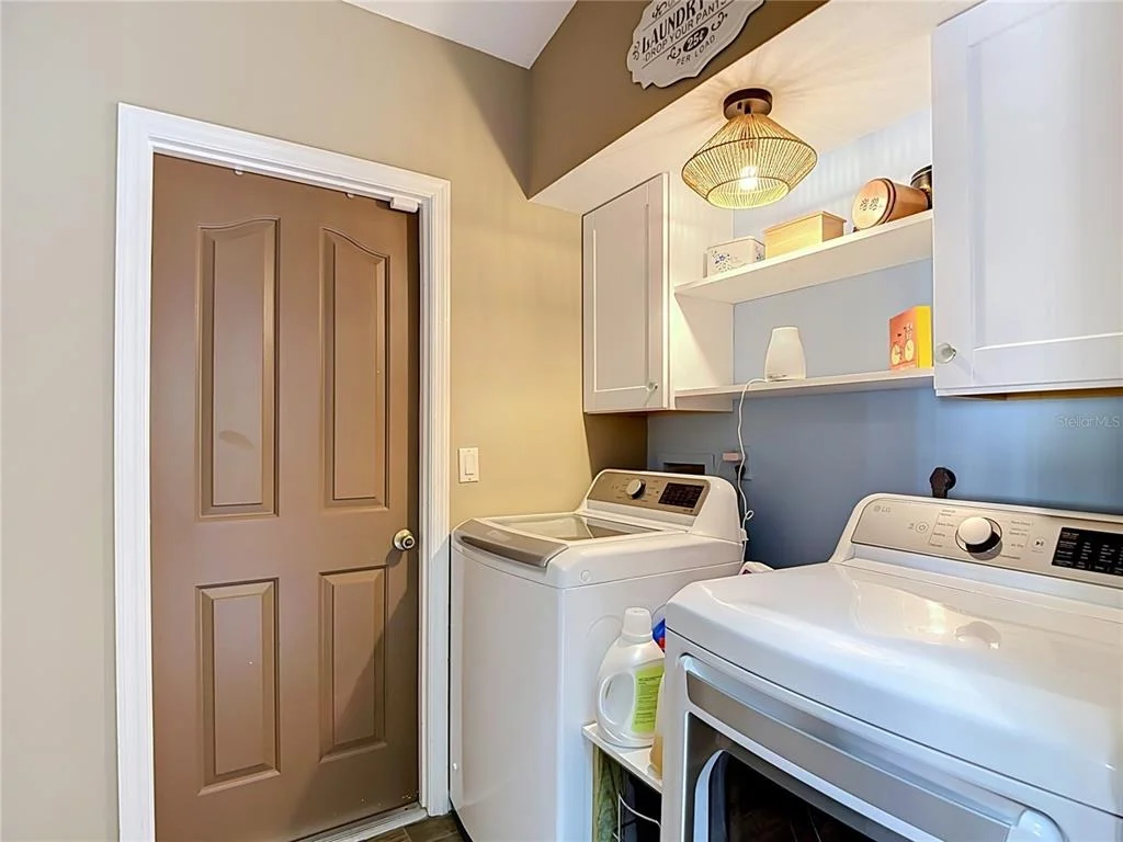 Photo of 1051 HOOK DRIVE