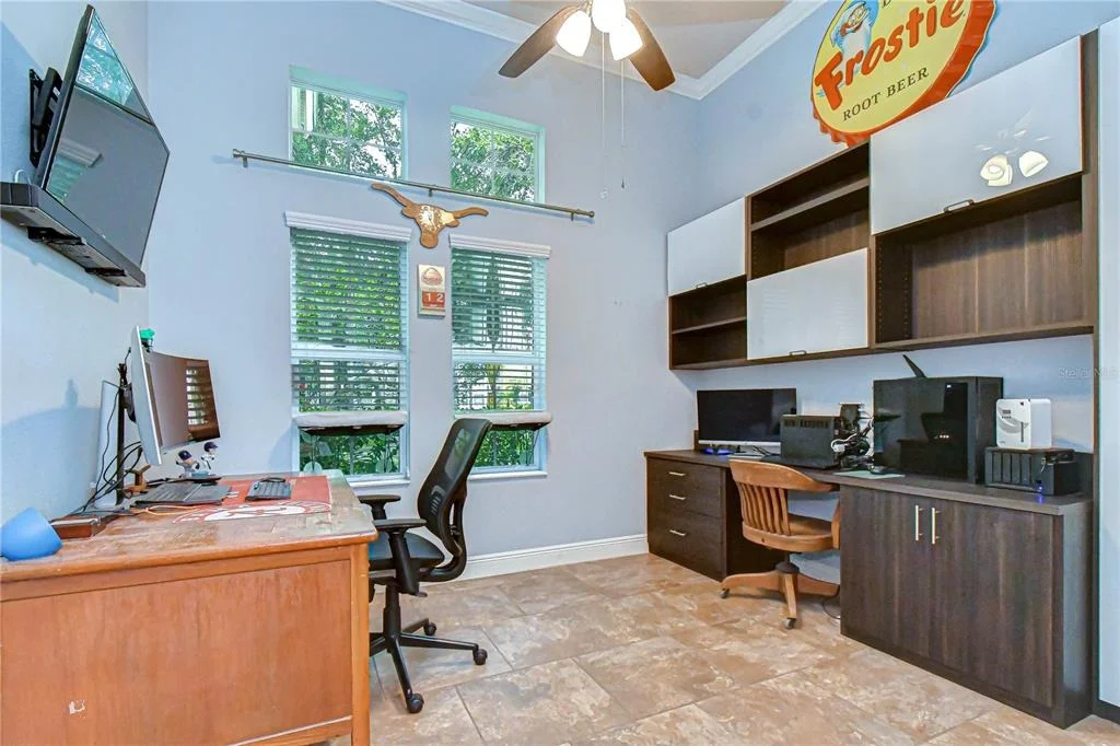 Photo of 5907 CHURCHSIDE DRIVE