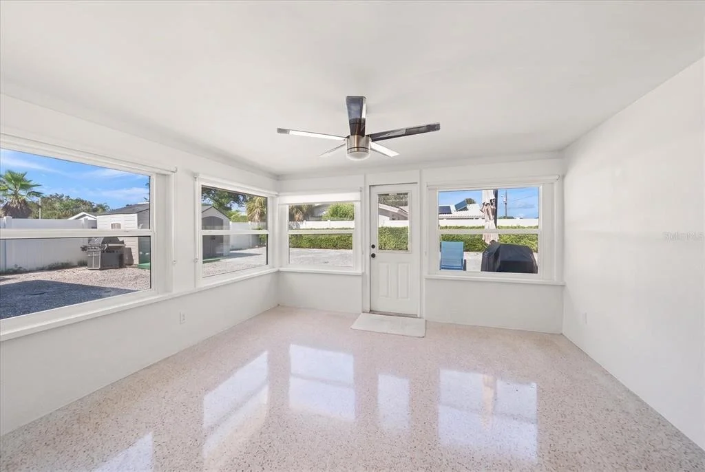 Photo of 1690 PINEHURST ROAD