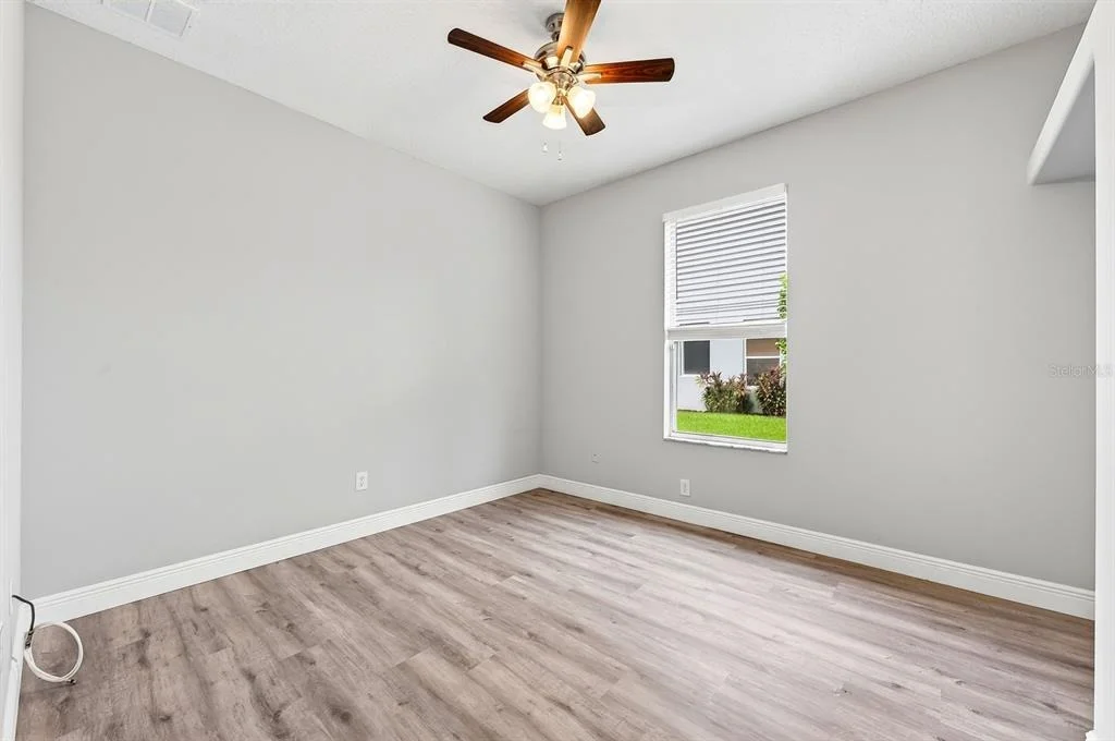 Photo of 4946 LAZY OAKS WAY