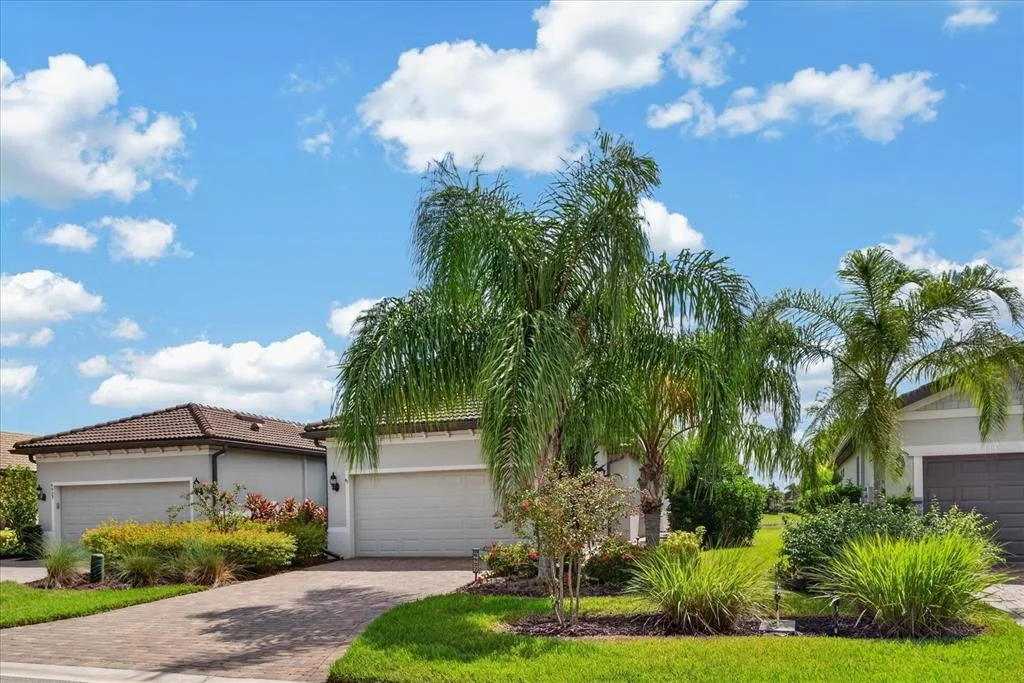 Photo of 6927 HOLBROOK COVE