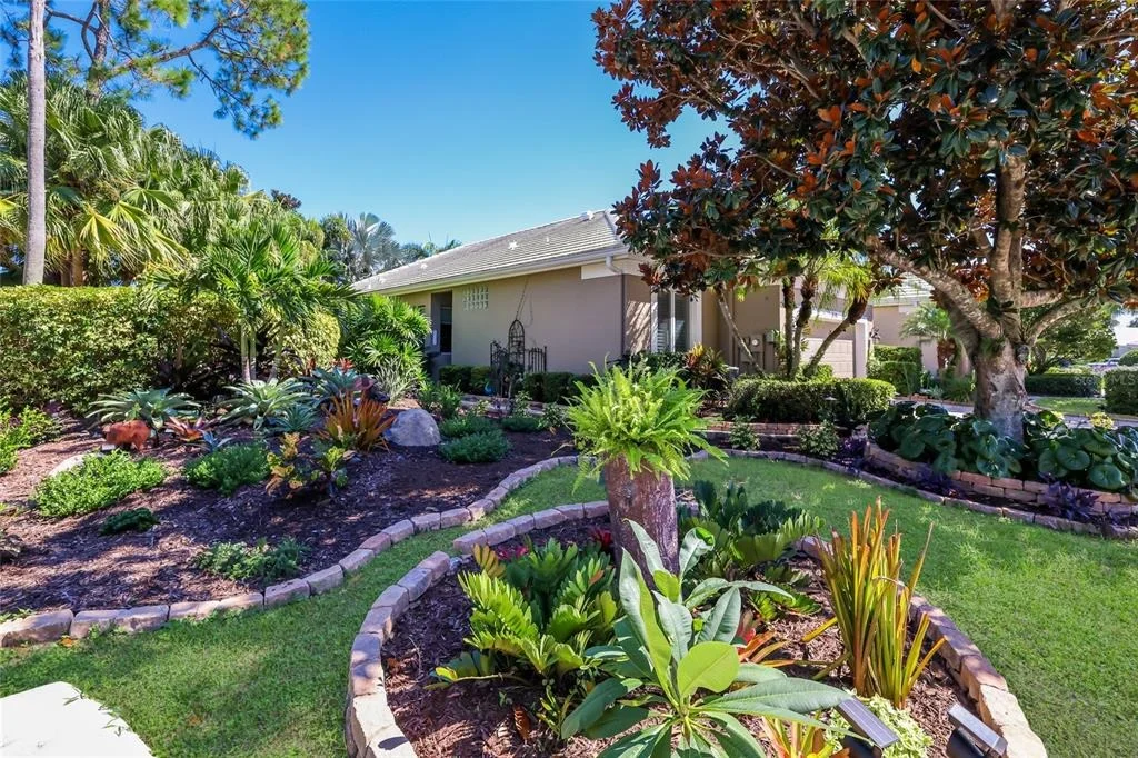 Photo of 8705 52ND DRIVE E