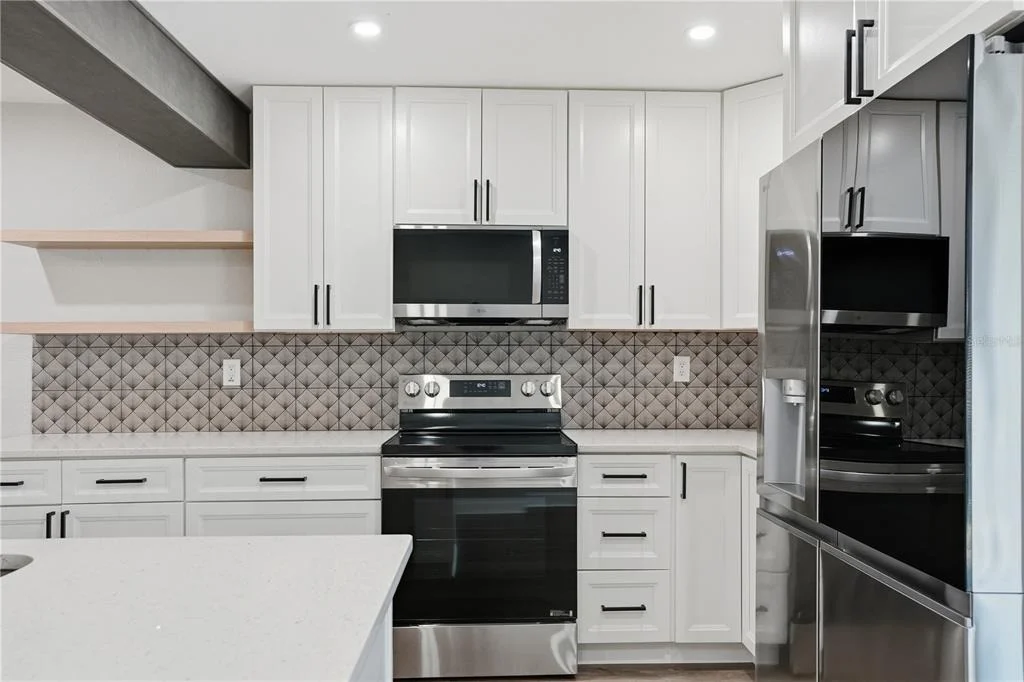 Photo of 707 ABERDEEN CIRCLE