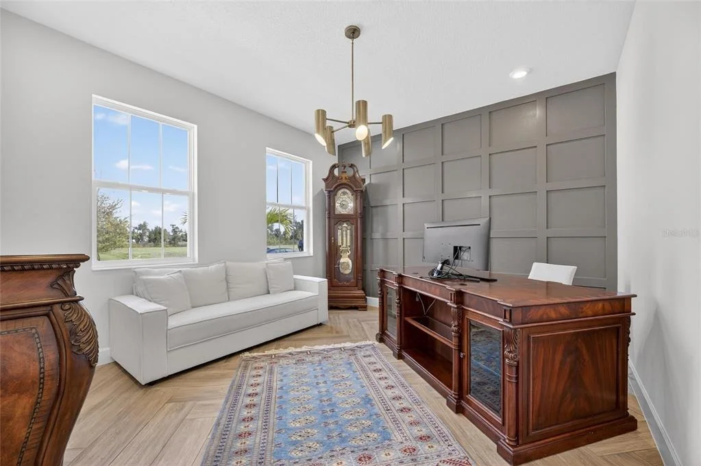 Photo of 914 SIGNET DRIVE
