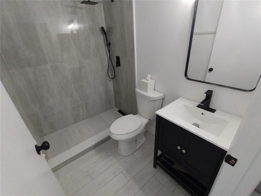 Photo of 1716 CHATHAM CIRCLE