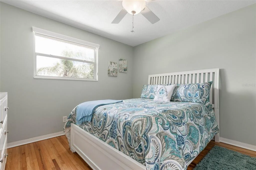Photo of 76 BANYAN DRIVE