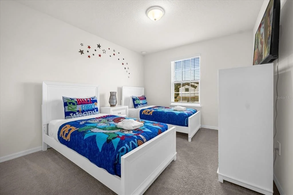 Photo of 7260 OAKMOSS LOOP