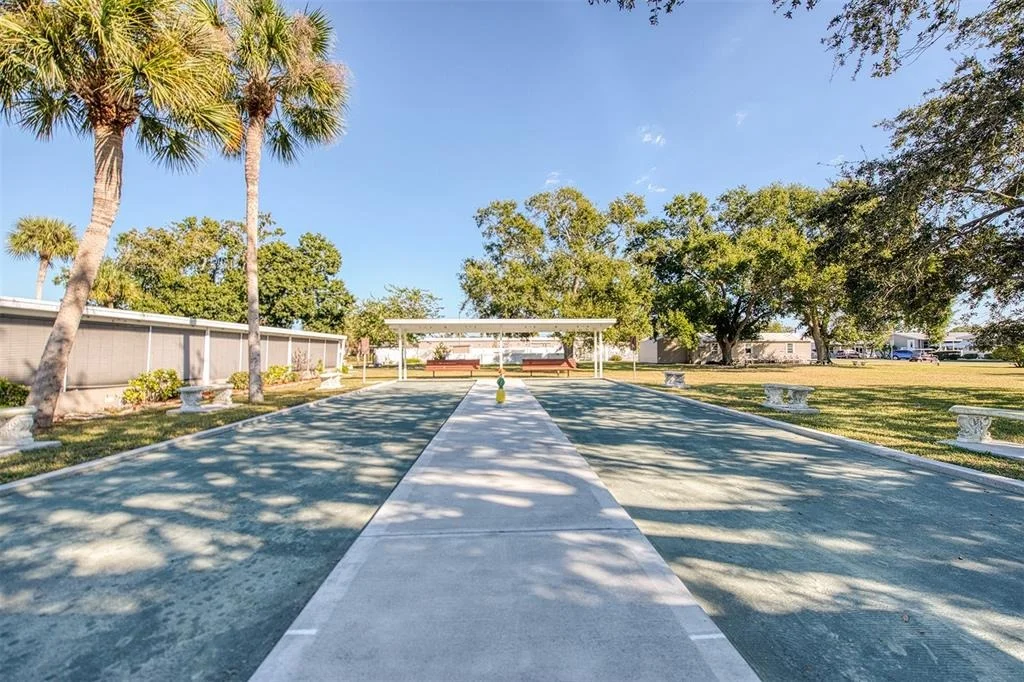 Photo of 214 DOLPHIN DRIVE N