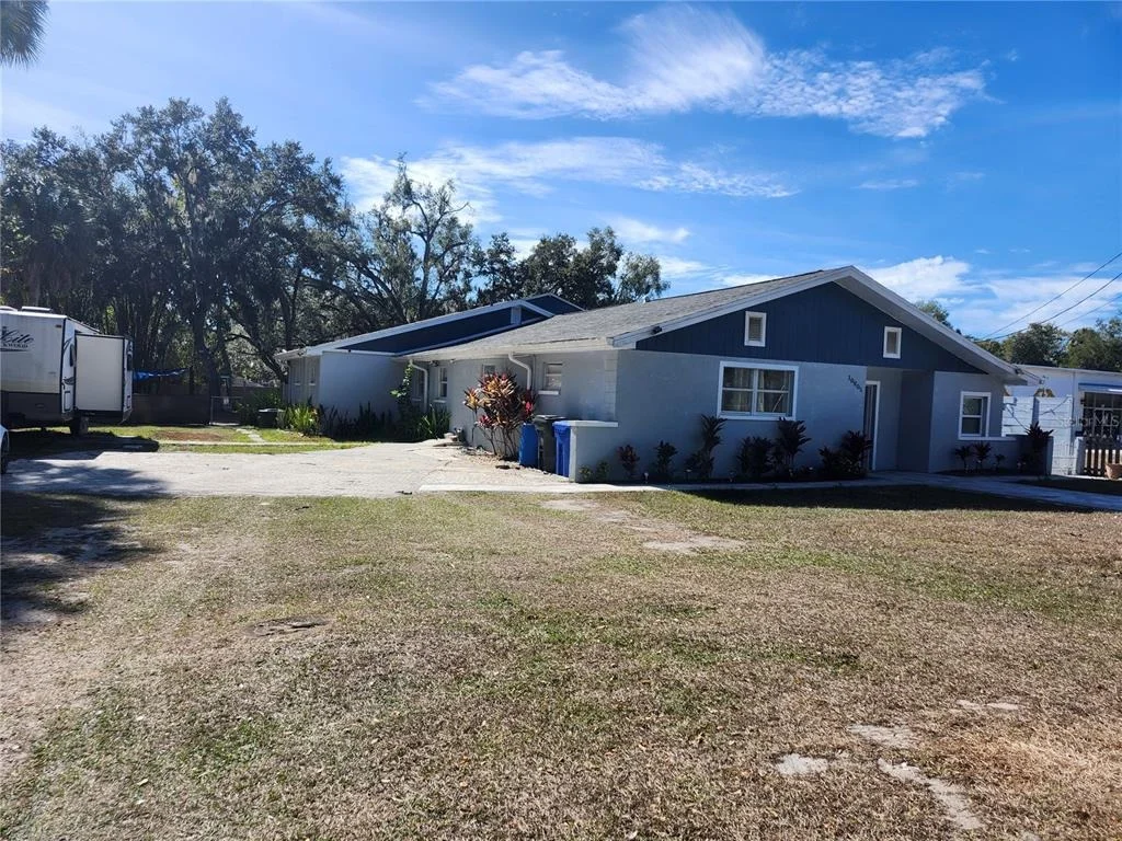 Photo of 10805 DESOTO ROAD