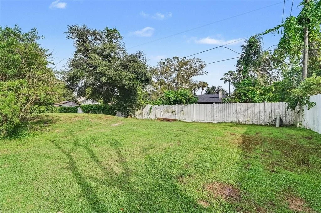 Photo of 1643 PENDLETON STREET