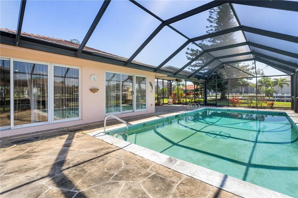 Photo of 2194 BAYOU ROAD