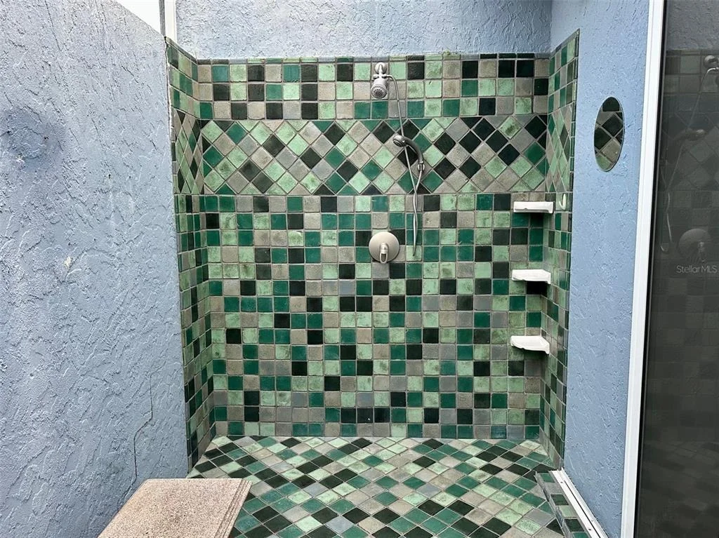Photo of 909 MACEWEN DRIVE