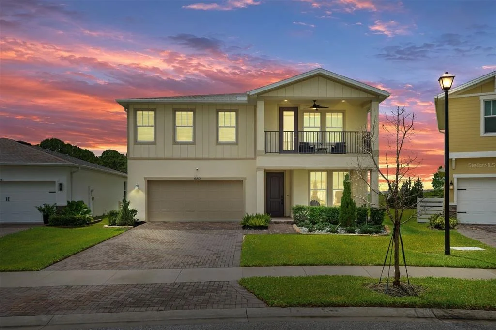 Photo of 660 VERIDIAN CIRCLE NW