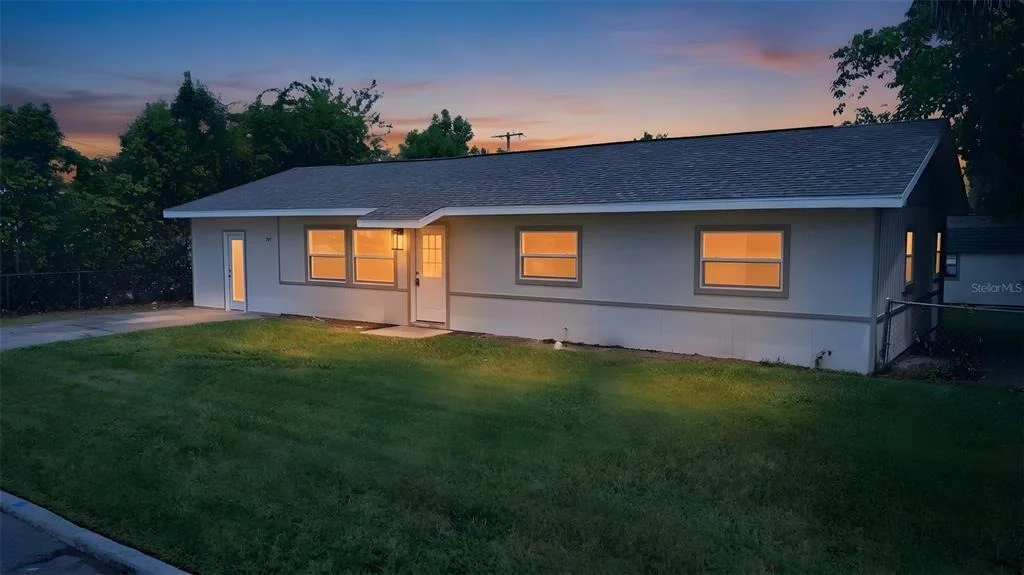 Photo of 307 NE 11TH PLACE