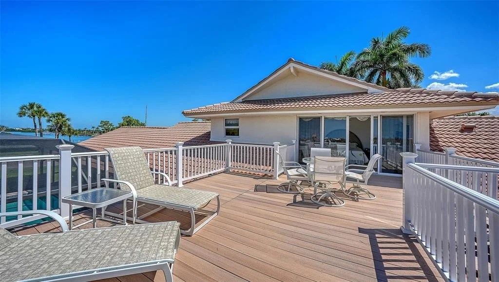 Photo of 321 LOOKOUT POINT DRIVE