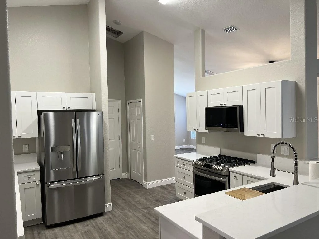 Photo of 735 HURLEY DRIVE