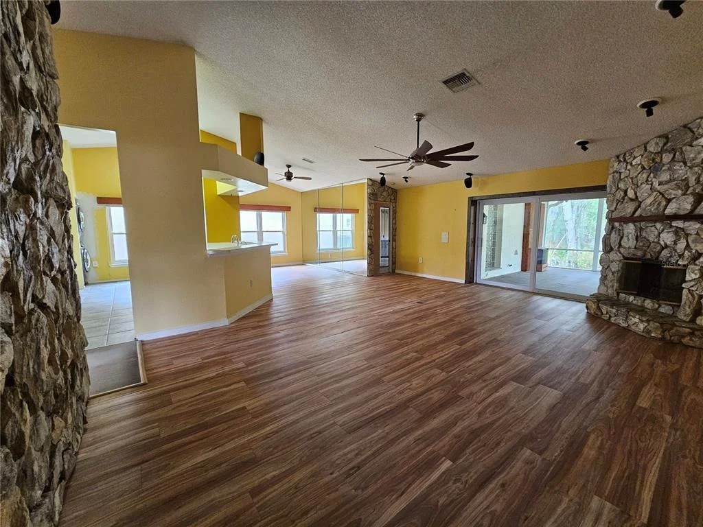 Photo of 1795 BAYHILL DRIVE