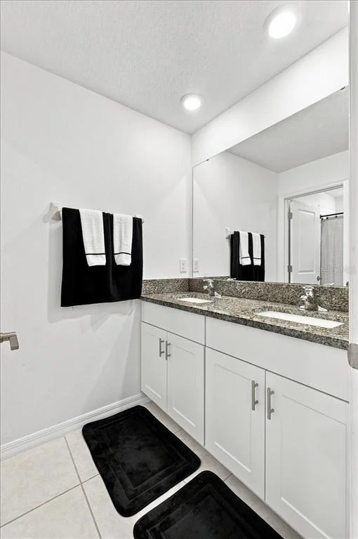 Photo of 1736 RED LOOP