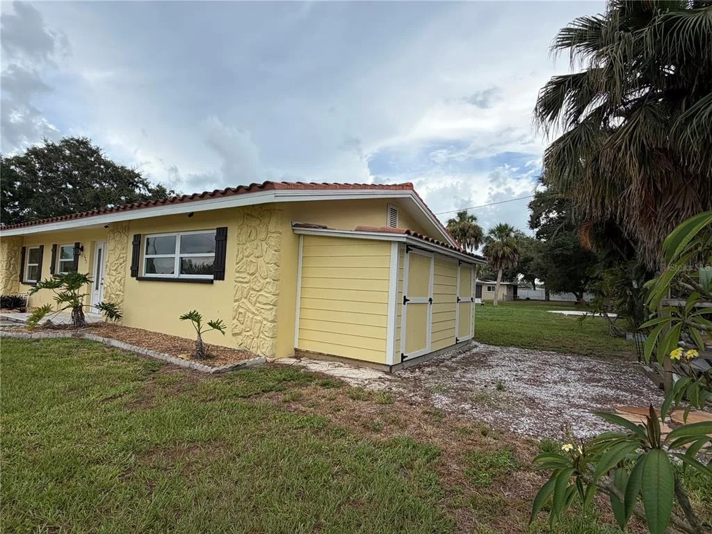 Photo of 623 PALM BOULEVARD