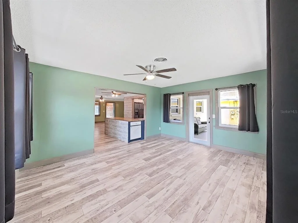 Photo of 5 N KEYSTONE DRIVE