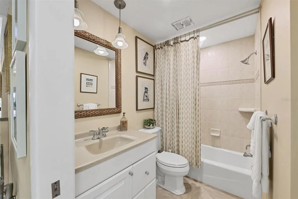 Photo of 6412 SUN EAGLE LANE