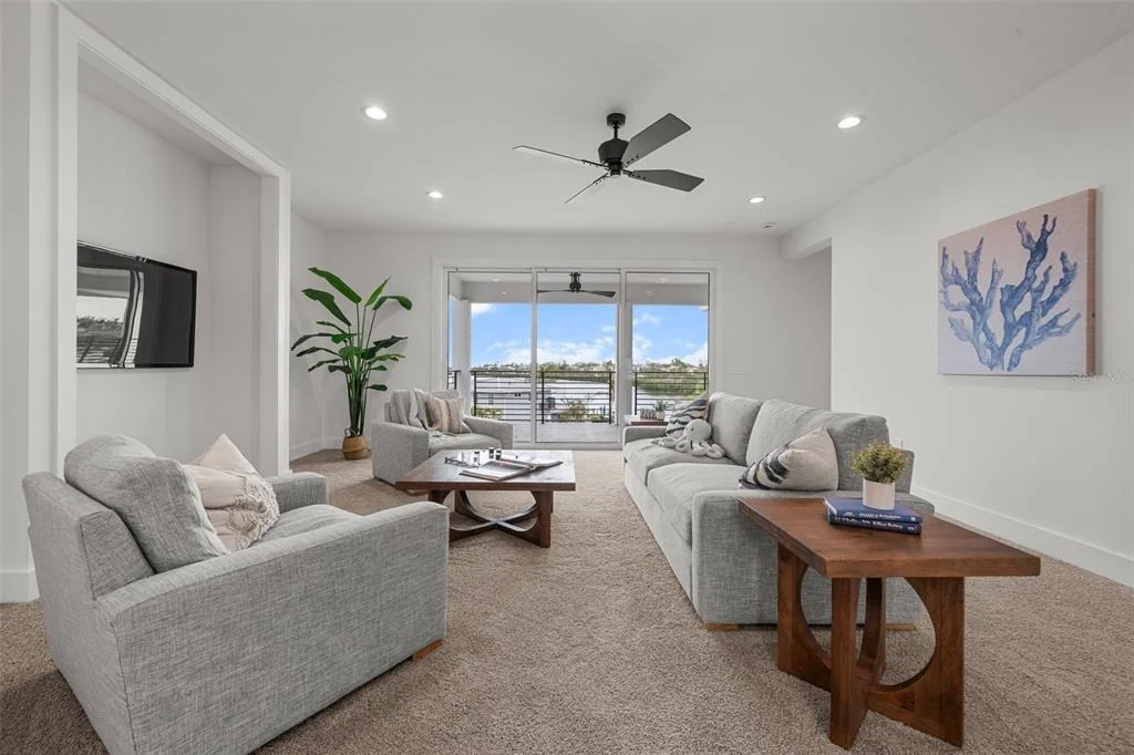 Photo of 597 BUTTONWOOD DRIVE
