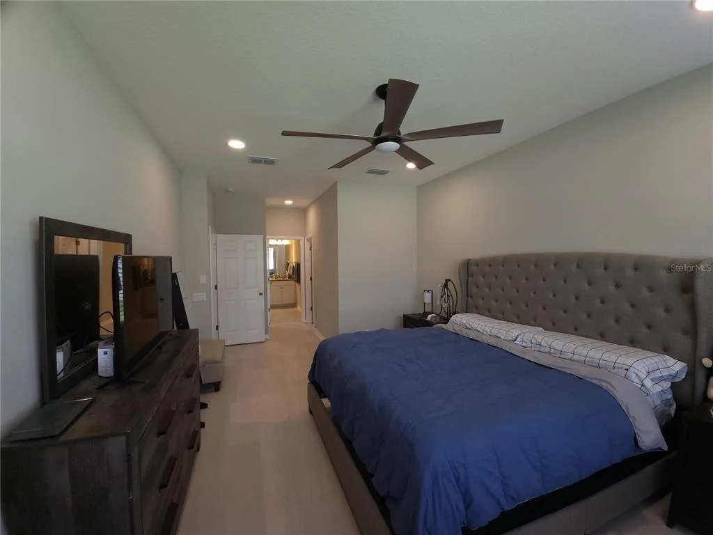 Photo of 9342 CRESCENT RAY DRIVE