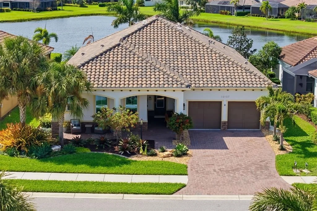 Photo of 10107 CARNOUSTIE PLACE