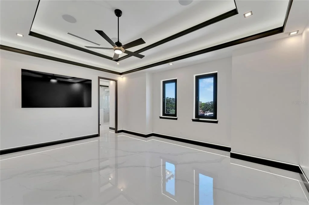 Photo of 517 TREVISO DRIVE