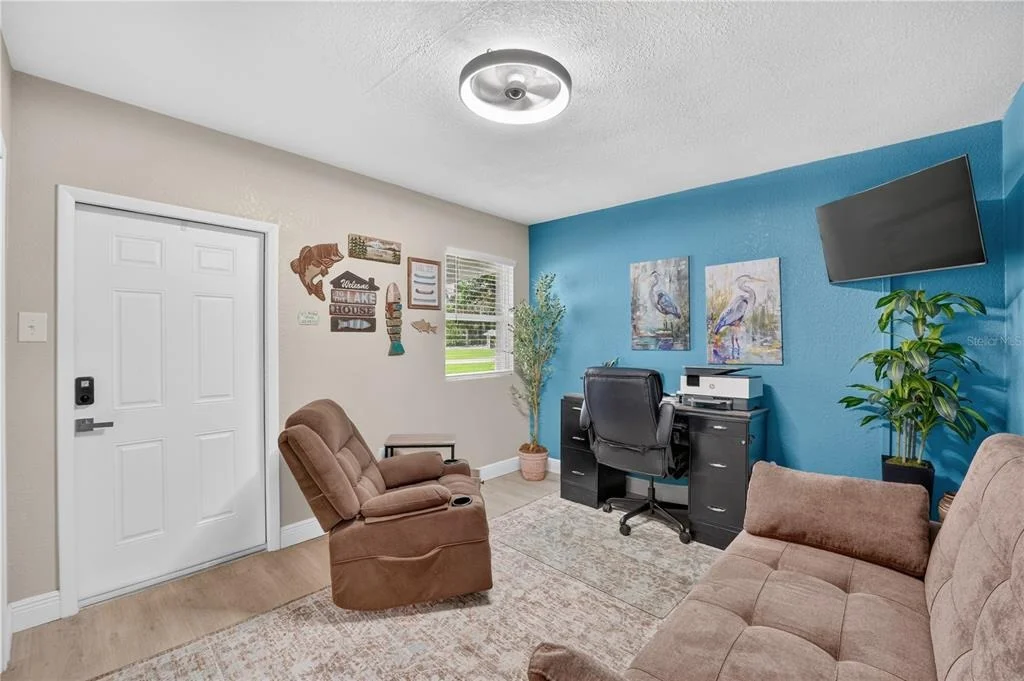 Photo of 28050 LOIS DRIVE