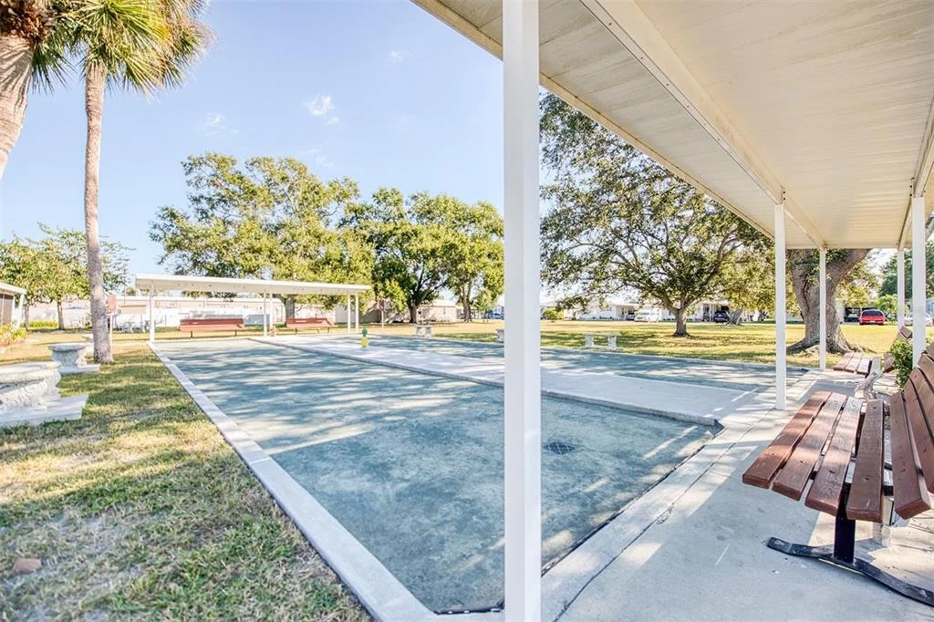 Photo of 214 DOLPHIN DRIVE N